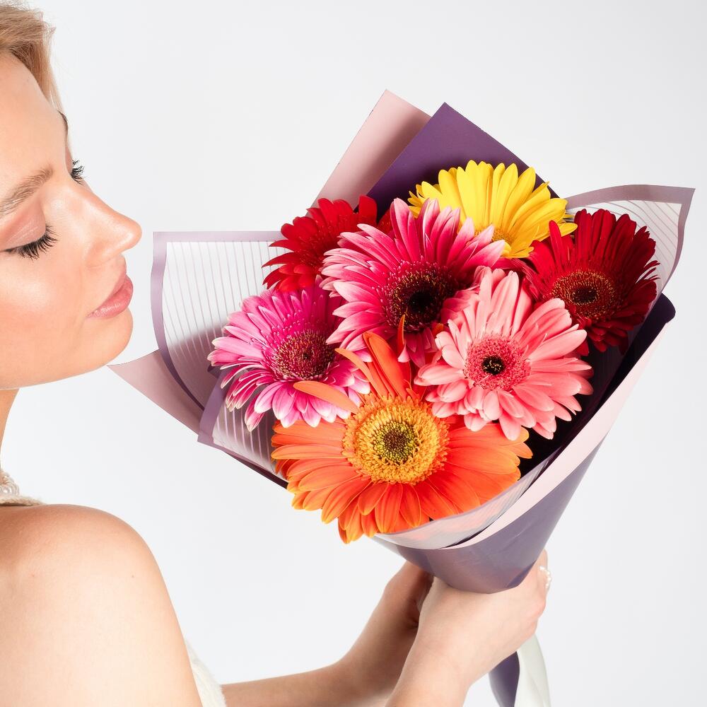 Солнечный букет из 7 свежих гербер – радость в подарок Рязань Рязанская область