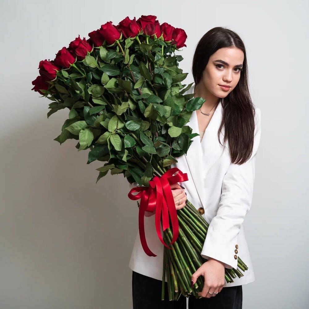 Роскошный букет из 51 красной розы – воплощение безграничной любви Рязань Рязанская область