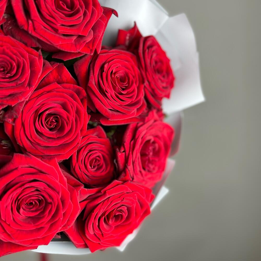 Букет «Красный бархат» – роскошь эквадорских роз Рязань Рязанская область