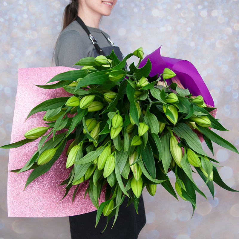 Изысканный букет из 15 свежих лилий – королевский подарок Рязань Рязанская область