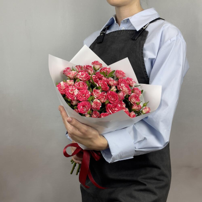 Букет «Фейерверк» – 9 пышных кустовых роз в огненной палитре Рязань Рязанская область