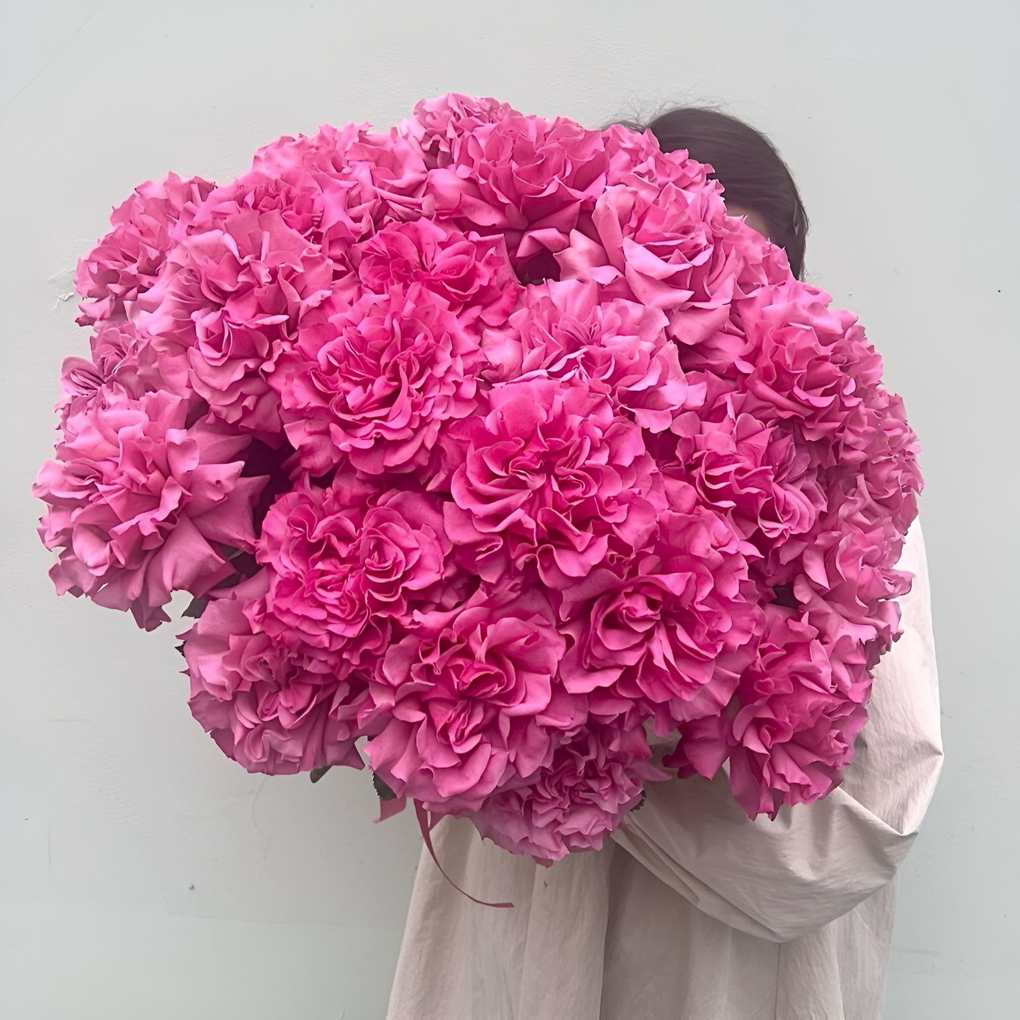 Роскошный букет из пионовидных роз – королевский подарок Рязань Рязанская область