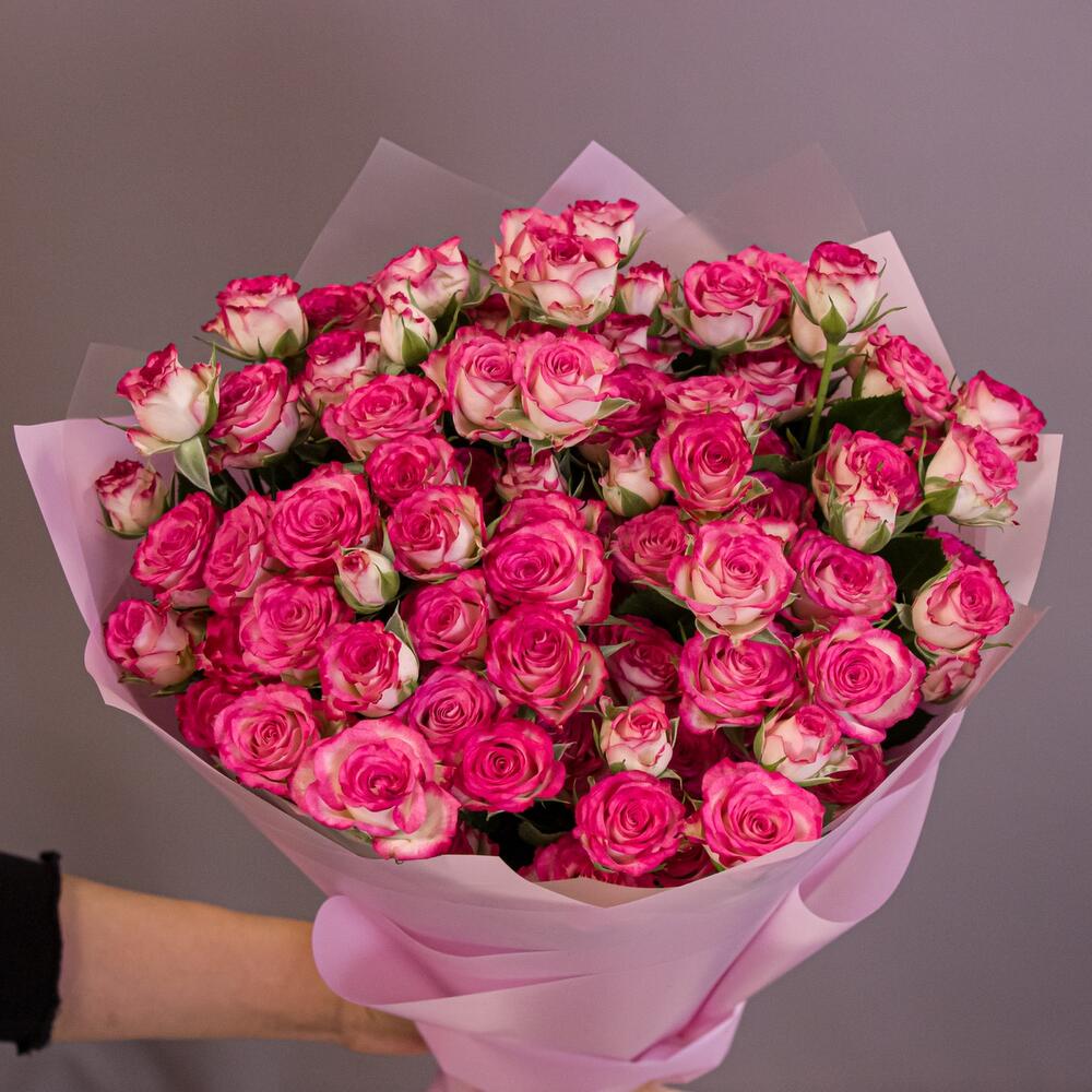 Букет «Розовый бум» – пышные кустовые розы в нежно-розовых тонах Рязань Рязанская область