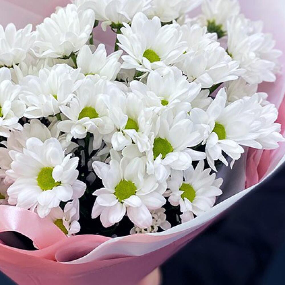 Букет «Розовое счастье» – нежность белых хризантем Рязань Рязанская область